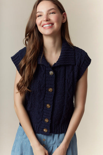Horn Button Detail Cable Knit Vest