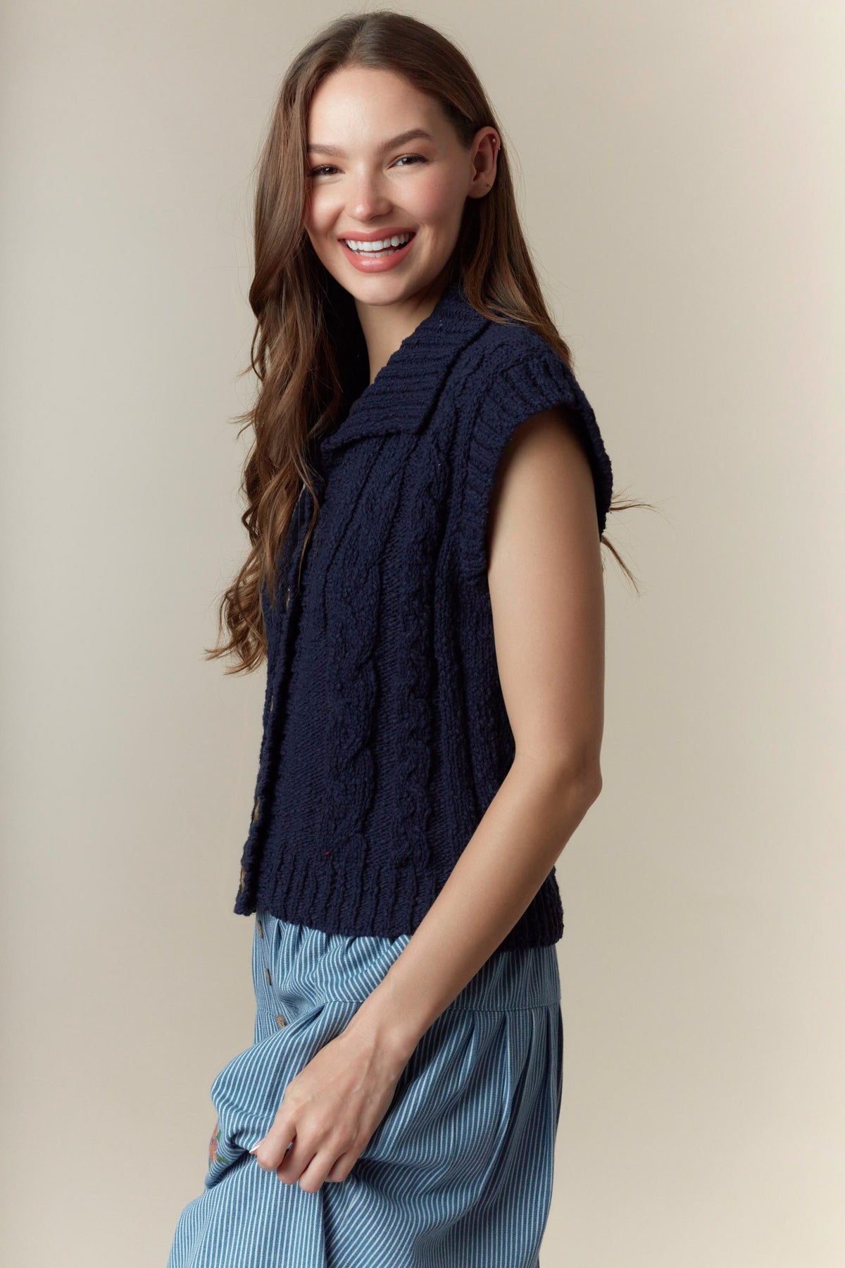 Horn Button Detail Cable Knit Vest