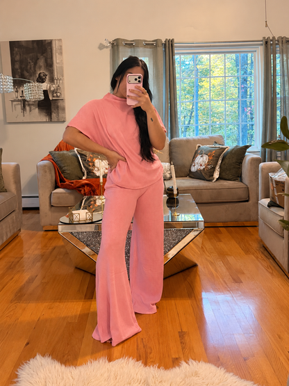 The Rosé Comfort Set