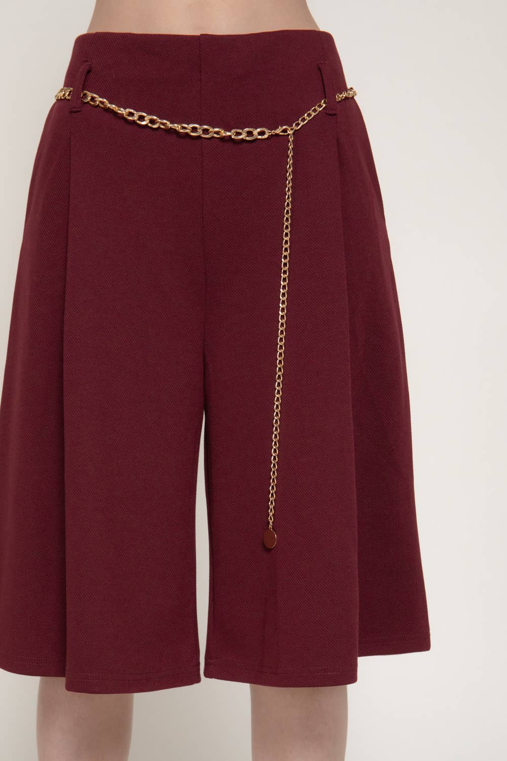 High Waist Knit Short with Chain Belt