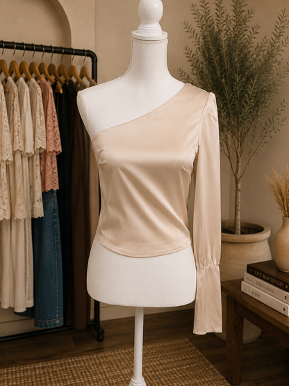 The Champagne Whisper Top