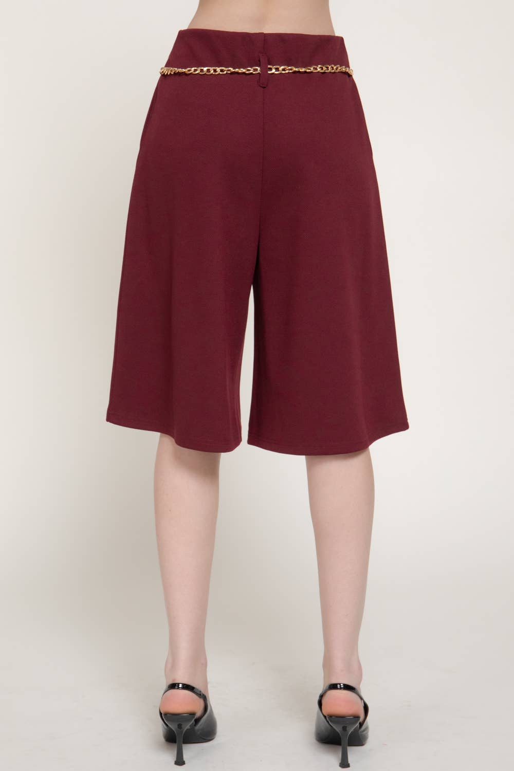 High Waist Knit Short with Chain Belt